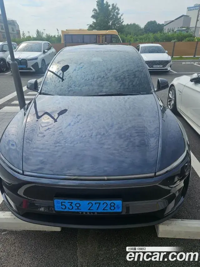 Tesla Model Y L Long Range AWD 2026