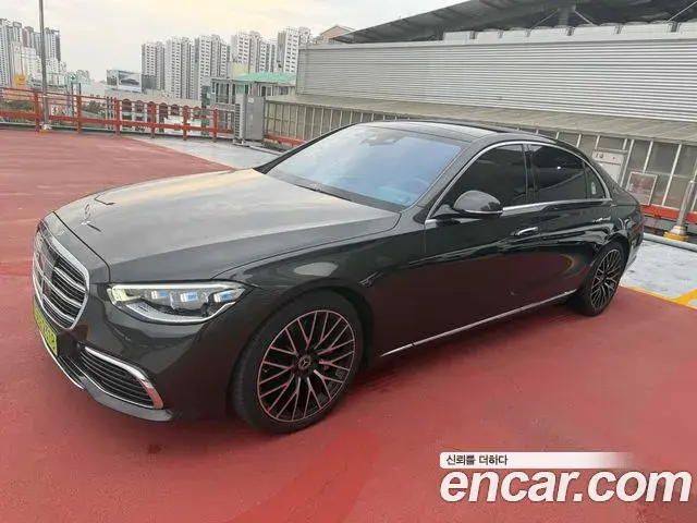 Mercedes-Benz S-Class S580L 4MATIC 2025