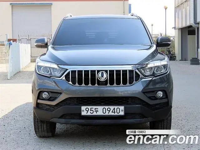 SsangYong Rexton Diesel 2.2 2WD Professional X (5-Link) 2019