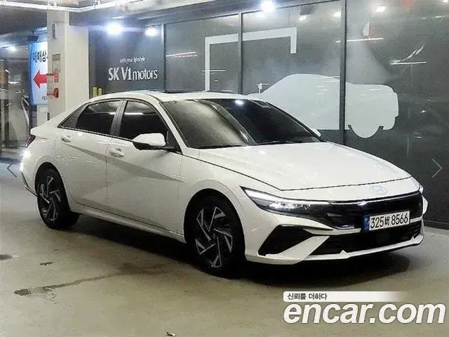 Hyundai AVANTE 1.6 Inspiration 2024