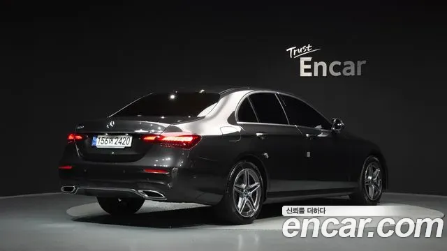 Mercedes-Benz E-Class E250 AMG Line 2023 — фото 2