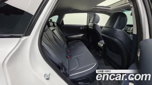Hyundai Nexo Premium 2023 — фото 19