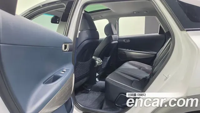 Hyundai Nexo Premium 2023 — фото 17