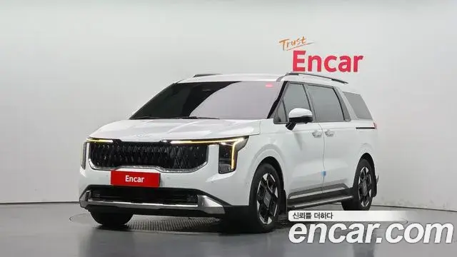 Kia Carnival Diesel 9-Seater Signature 2024