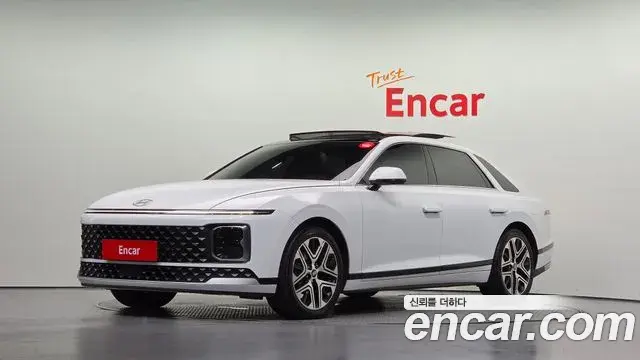 Hyundai Grandeur Premium 2023