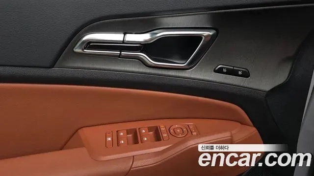 Kia Sportage Gasoline 1.6 Turbo 2WD Signature 2026 — фото 20