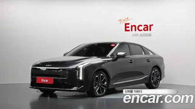 Kia K8 Signature 2025