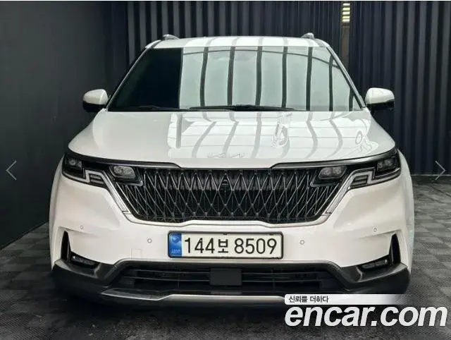 Kia Carnival Gasoline 9-Seater Signature 2022