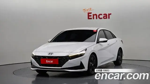 Hyundai AVANTE Smart 2023