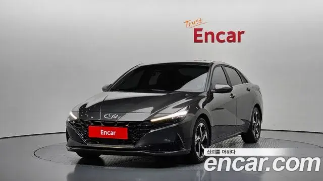 Hyundai AVANTE Inspiration 2021