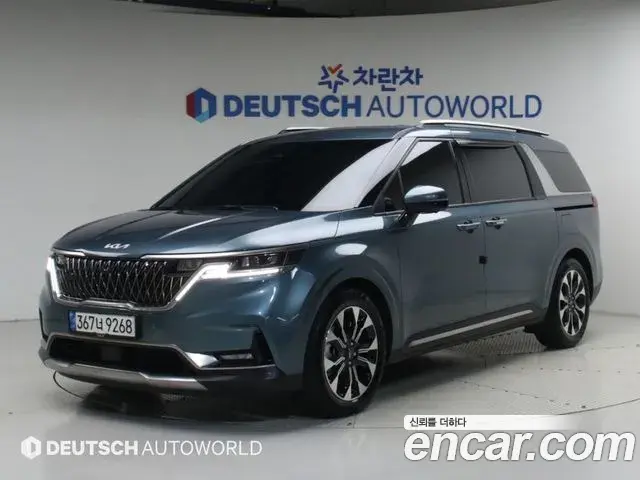 Kia Carnival Gasoline 7-Seater Signature 2022