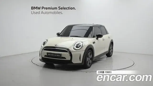 Mini Cooper 5Door Classic Third Generation 2022
