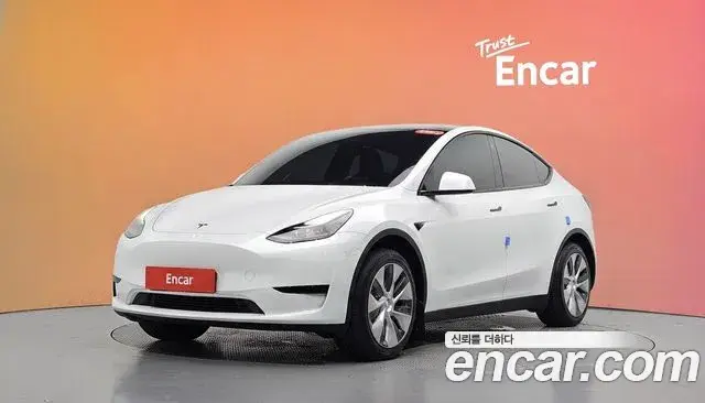 Tesla Model Y RWD 2023