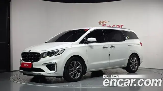 Kia Carnival 9-Seater Prstige 2019