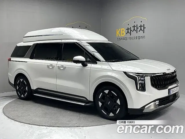 Kia Carnival HEV 9-Seater Hi-Limousine Signature 2024