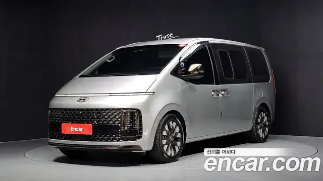 Hyundai Staria 4WD Lounge 7-Seater Inspiration 2021