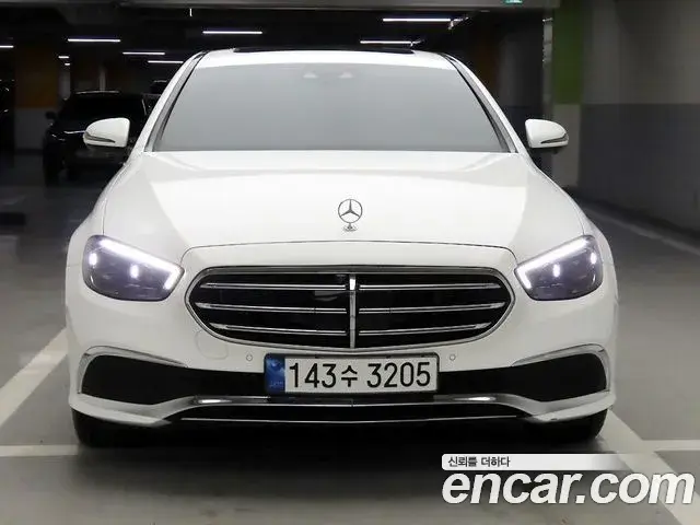 Mercedes-Benz E-Class E250 Exclusive 2023