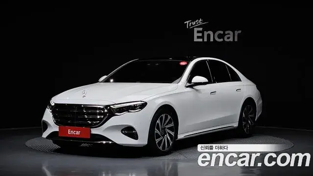 Mercedes-Benz E-Class E300 4MATIC Exclusive 2025