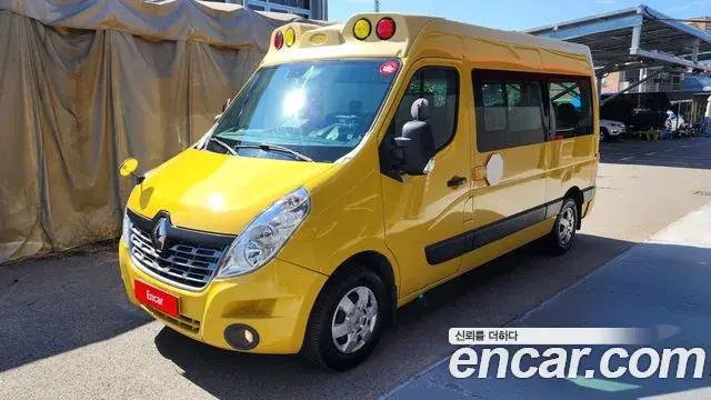 Renault Korea Master School Bus 20-Seater 2020