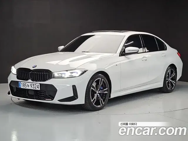 BMW 3-Series 320i M Sport 2025