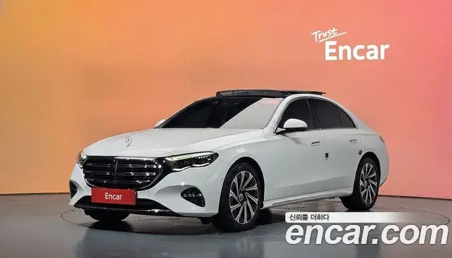 Mercedes-Benz E-Class E300 4MATIC Exclusive 2024