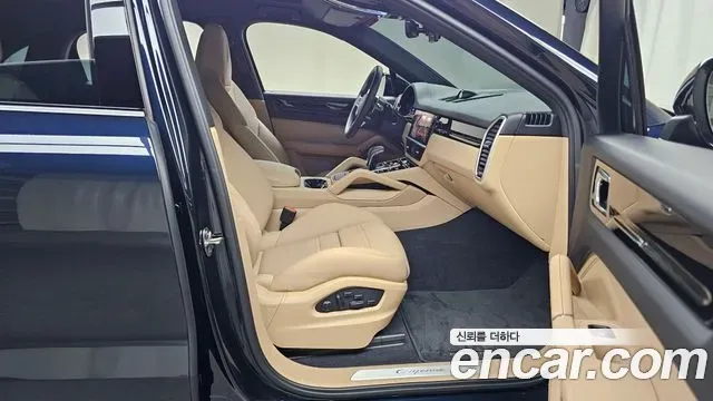 Porsche Cayenne 3.0 Coupe 2023 — фото 26