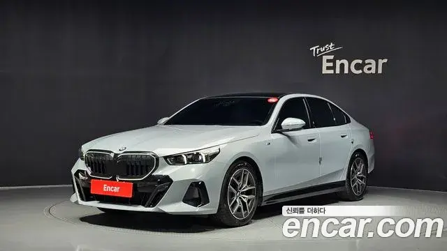 BMW 5-Series 520i M Sport 2025