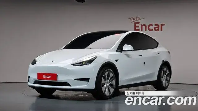 Tesla Model Y RWD 2024