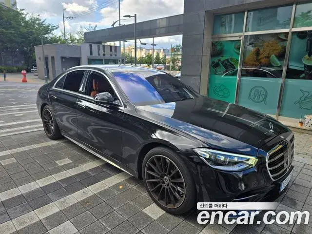 Mercedes-Benz S-Class S450 4MATIC 2025