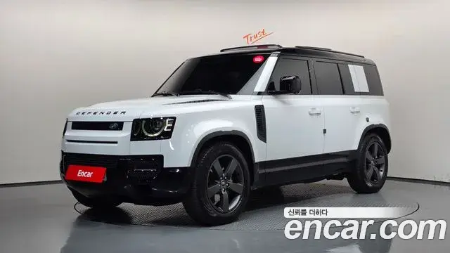 Land Rover Defender 110 P300 X-Dynamic SE 2025