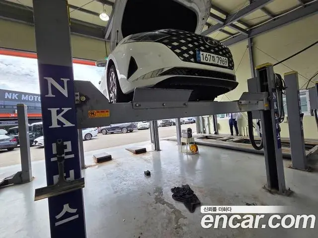 Hyundai Grandeur Le Blanc 2021