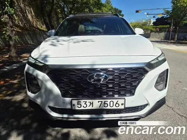 Hyundai Santa Fe Gasoline 2.0T 2WD Prestige 2019