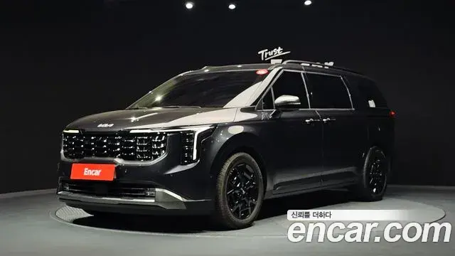 Kia Carnival Gasoline 9-Seater Gravity 2024
