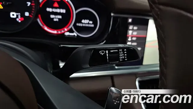 Porsche Panamera 2.9 AWD Executive 2021 — фото 37