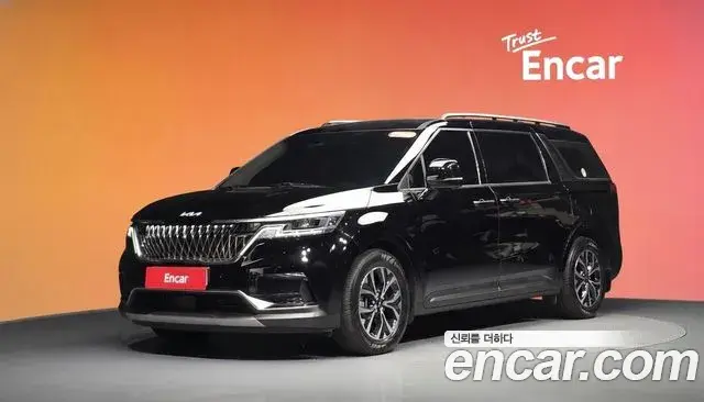 Kia Carnival Gasoline 11-Seater Signature 2023