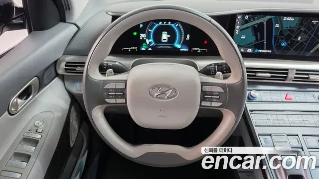 Hyundai Nexo Premium 2020 — фото 13