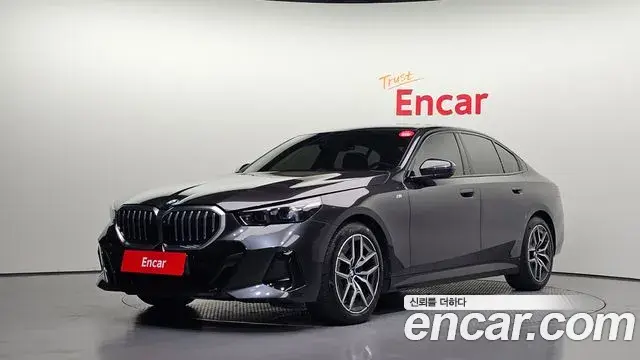 BMW 5-Series 520i M Sport 2024