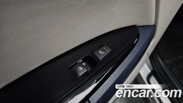 Kia Sportage Diesel 2.0 4WD Signature Gravity 2021 — фото 33