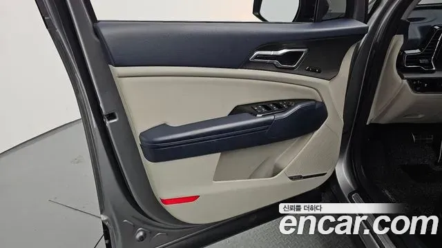 Kia Sportage Diesel 2.0 4WD Signature Gravity 2021 — фото 24