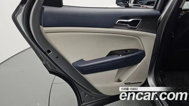 Kia Sportage Diesel 2.0 4WD Signature Gravity 2021 — фото 25