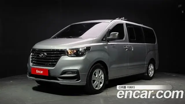 Hyundai Starex Wagon 12-Seater Smart 2019