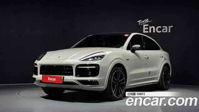 Porsche Cayenne 3.0 E-Hybrid Coupe 2022
