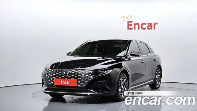 Hyundai Grandeur Le Blanc 2022