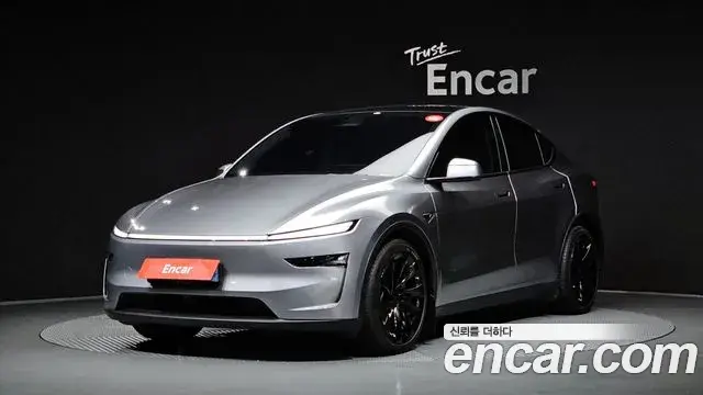 Tesla Model Y Long Range Launch Edition AWD 2025
