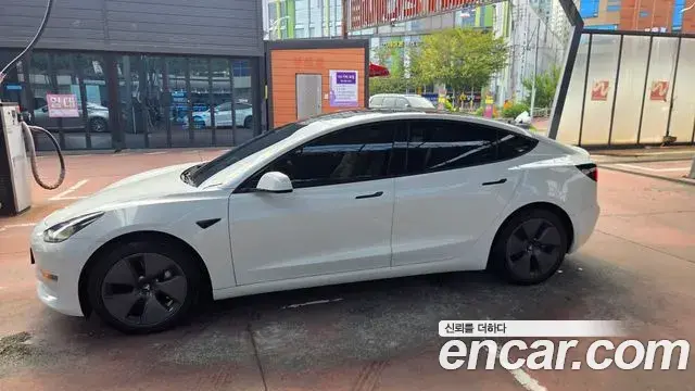 Tesla Model 3 RWD 2022