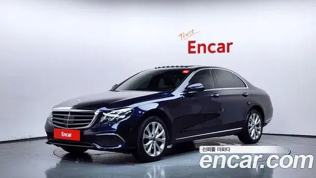Mercedes-Benz E-Class E300 4MATIC Exclusive 2020