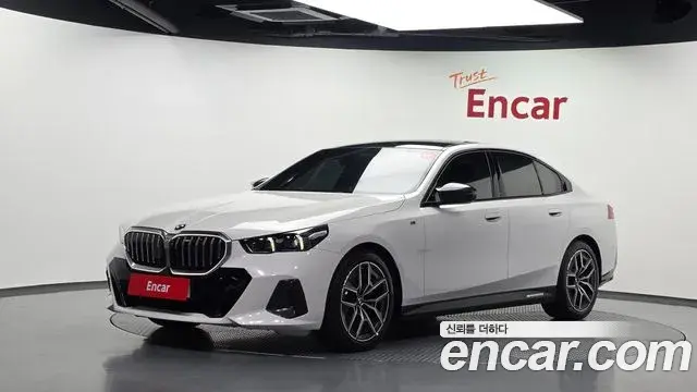 BMW 5-Series 520i M Sport 2024