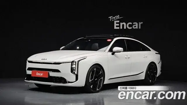 Kia K8 Signature 2025