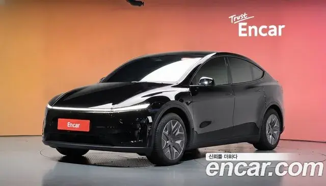 Tesla Model Y L Long Range AWD 2026