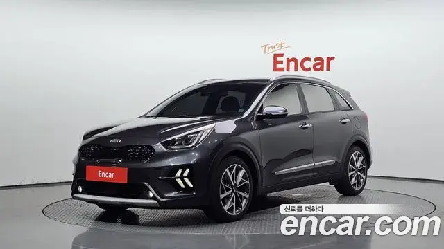 Kia Niro 1.6 HEV Noblesse Special 2020